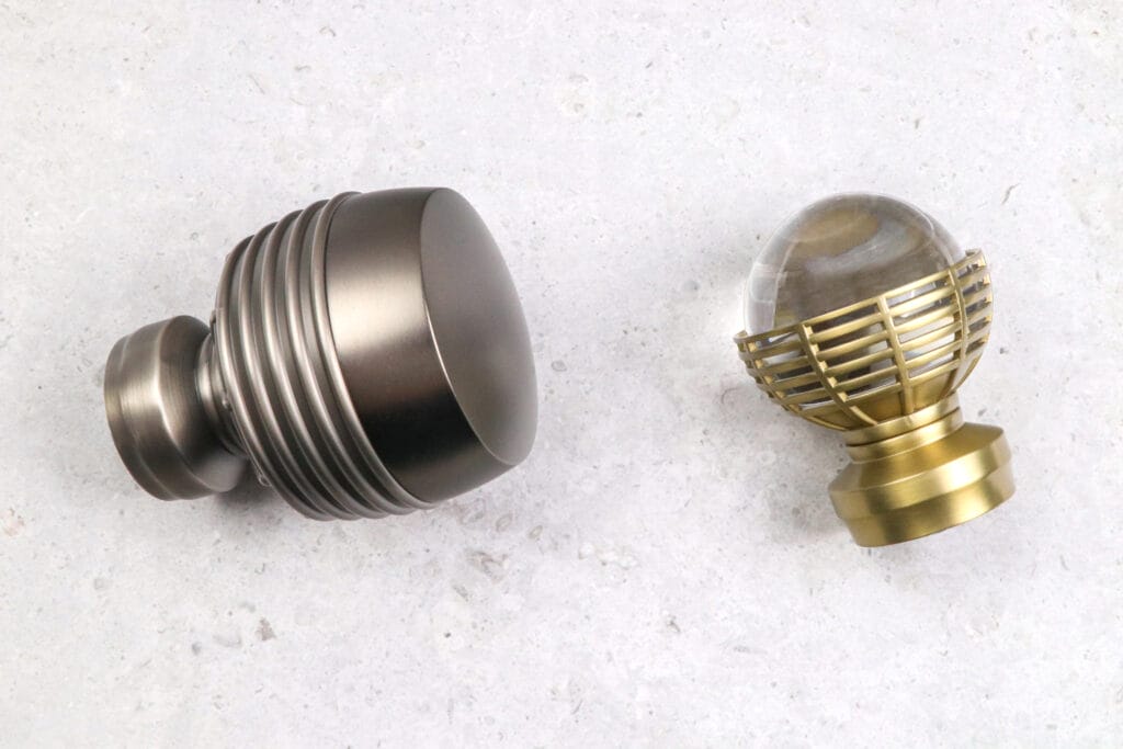 Briggs – Gunmetal – Odessa – Brushed Bronze