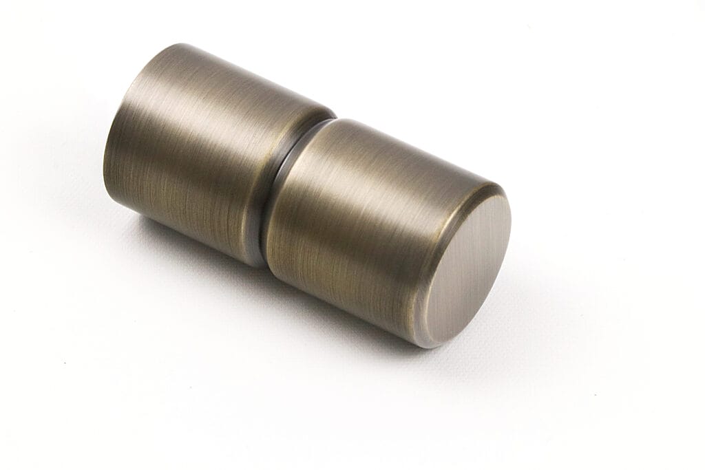 Gavin – Elegant Brass