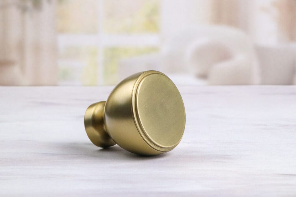 Milo – Brushed Bronze