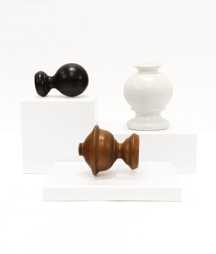 Wood Ball – Button Ball – Chaucer